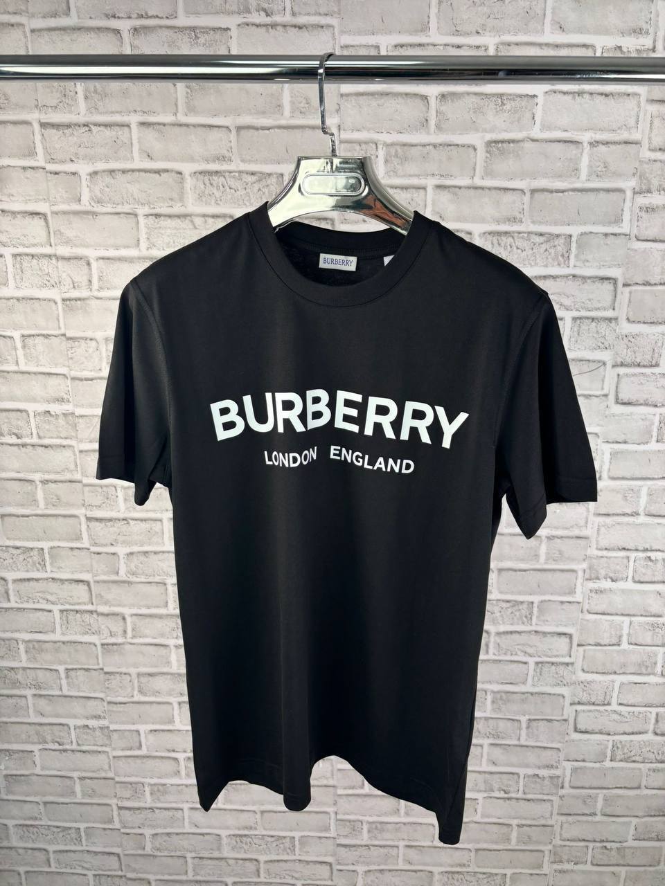Burberry London T-Shirt Spellout Logo Mens in Multiple Colors UK Reps AAA Quality