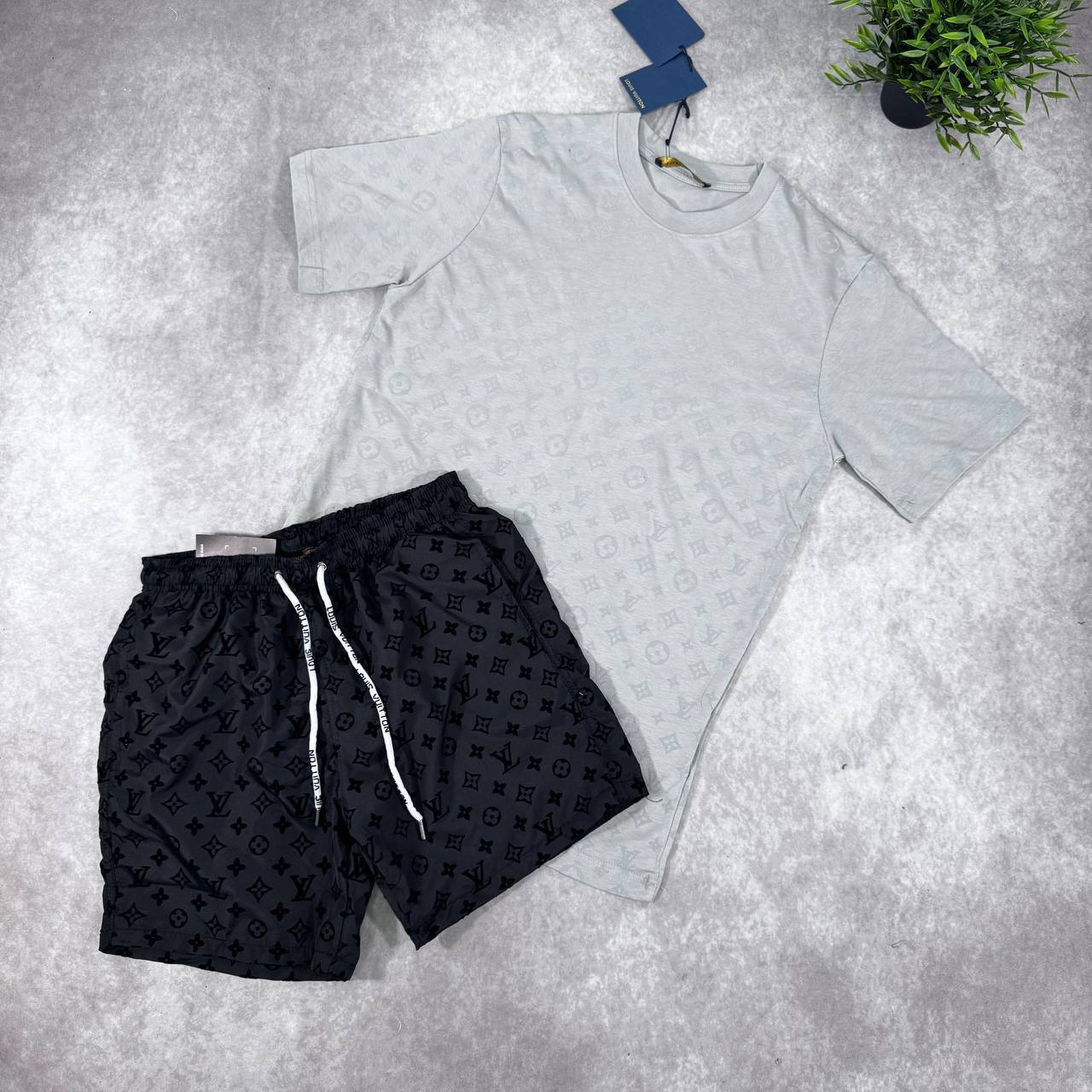 Louis Vuitton LV Monogram Jacquard Top Ready to Wear T-Shirts & Shorts Sets in Multiple Color Best Sale UK Reps