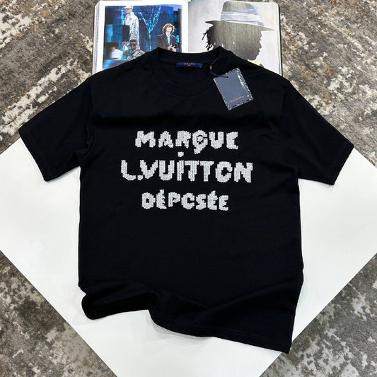 Louis Vuitton Embroidered Marque L. Vuitton Déposée T-Shirt UK Reps AAA+ Quality