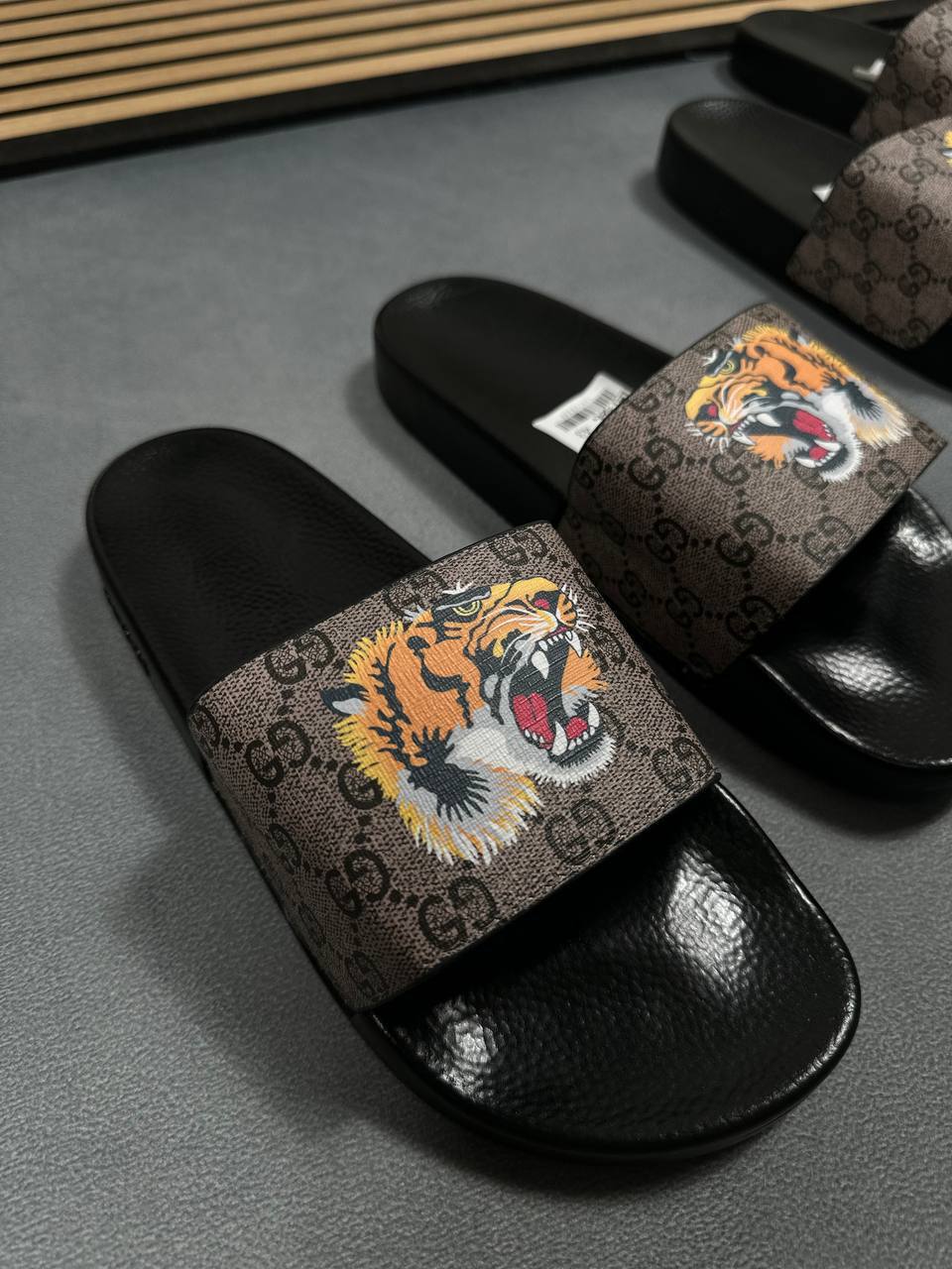 GUCCI Logo Angry Cat Slides  Sale UK
