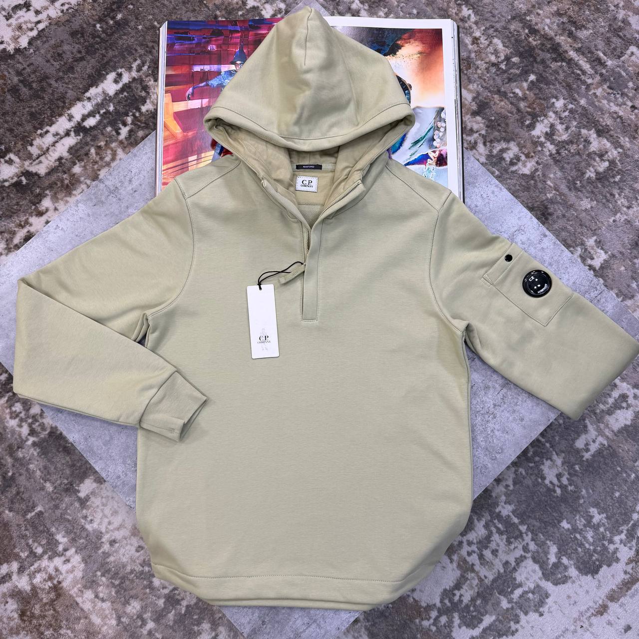 C.P. Company Men's Luxury Diagonal Raised Fleece Lens Quarter-Zip Hoodie UK Reps