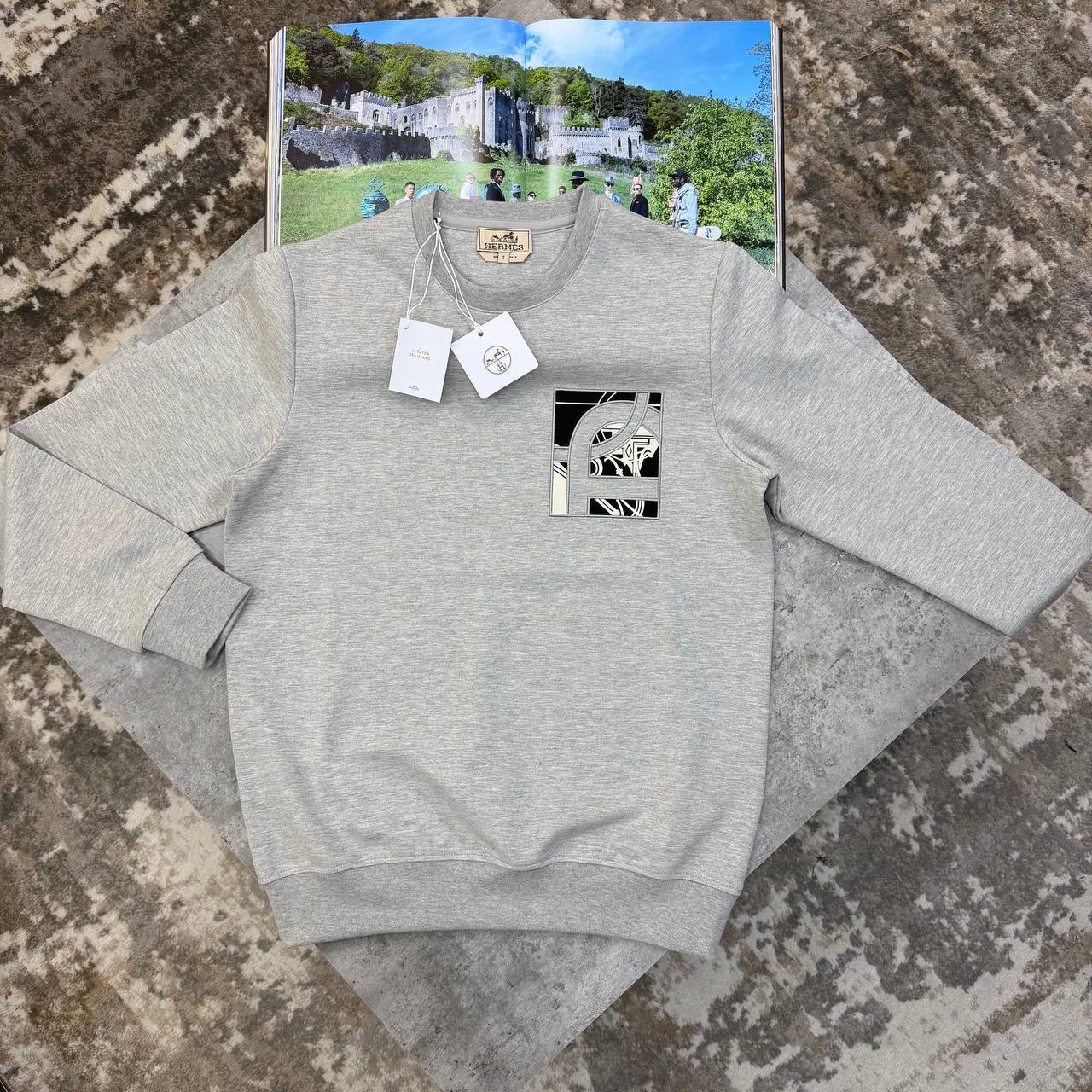 Hermès Men's Collection "Ex-Libris" Crewneck Grey Sweatshirt UK Reps AAA Quality