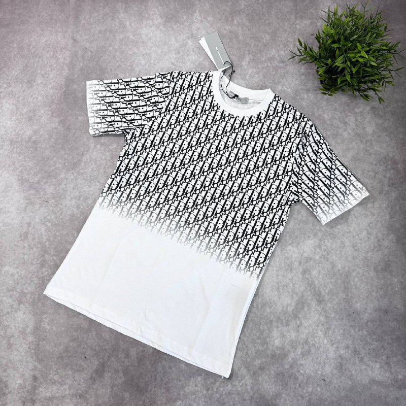 Designer Monogram "Half Painted" T-Shirts UK Reps AAA Quality