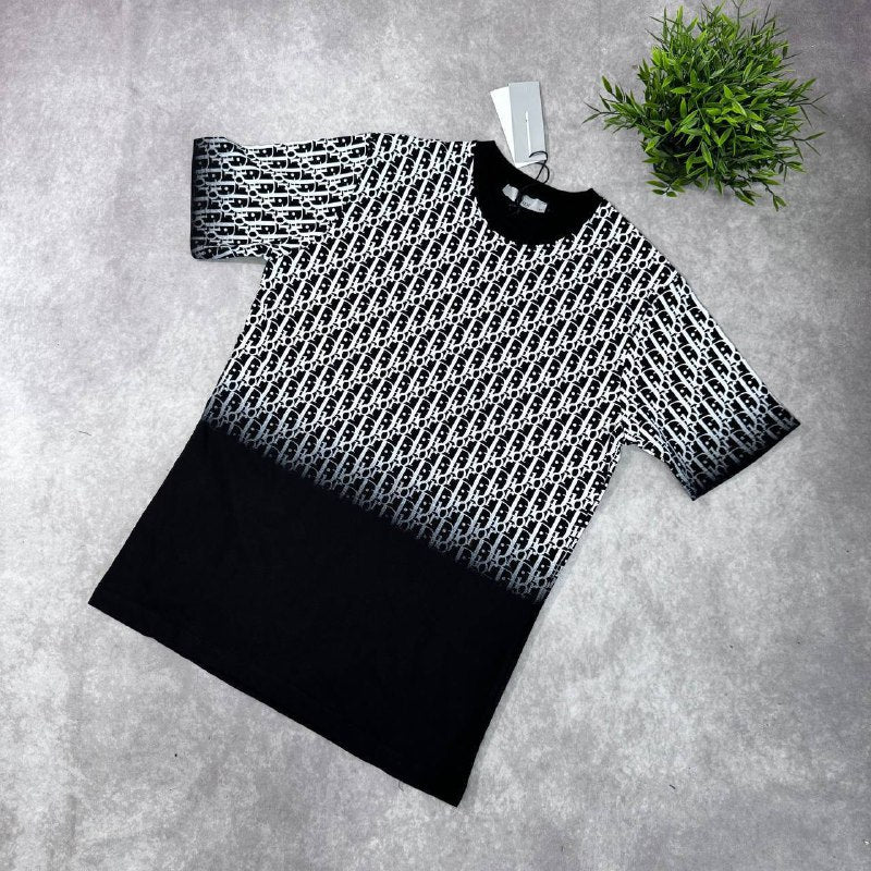 Designer Monogram "Half Painted" T-Shirts UK Reps AAA Quality
