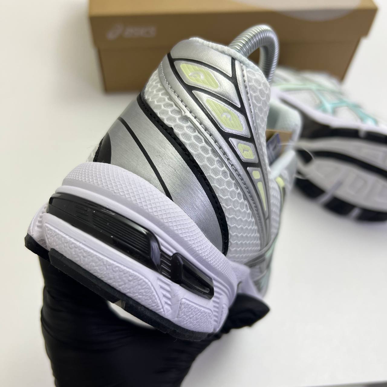 ASICS GEL-1130 White/Verdigris AAA Quality UK Reps