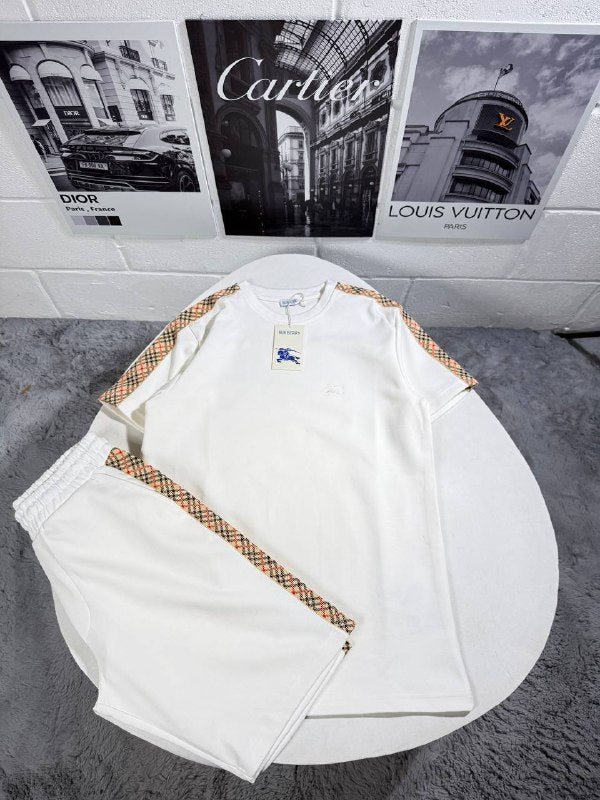 Burberry short sleeve crewneck T-shirt and shorts matching set AAA Quality UK Reps