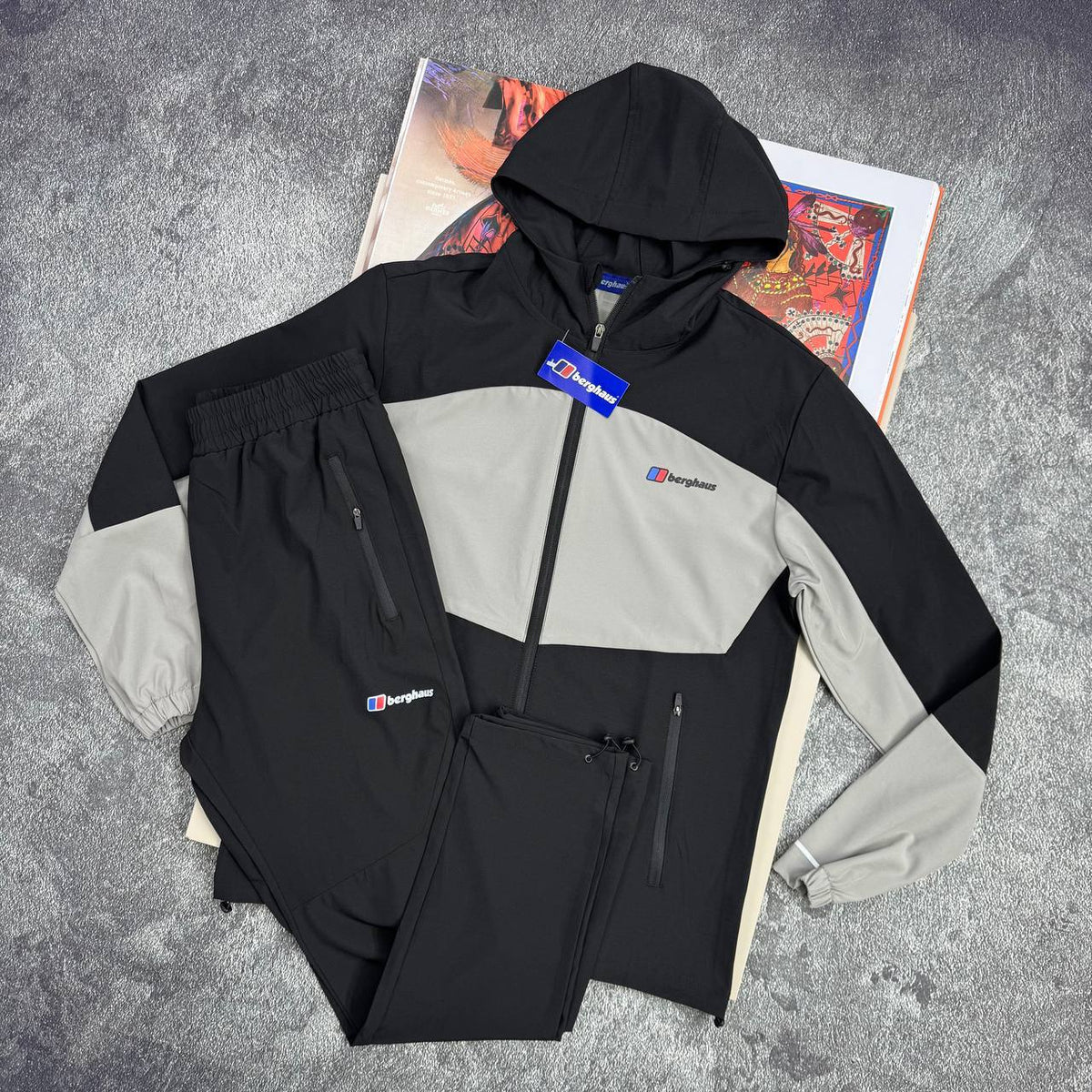 Berghaus Theran Full-Zip Hooded WindRunner Tracksuit AAA Quality UK Reps