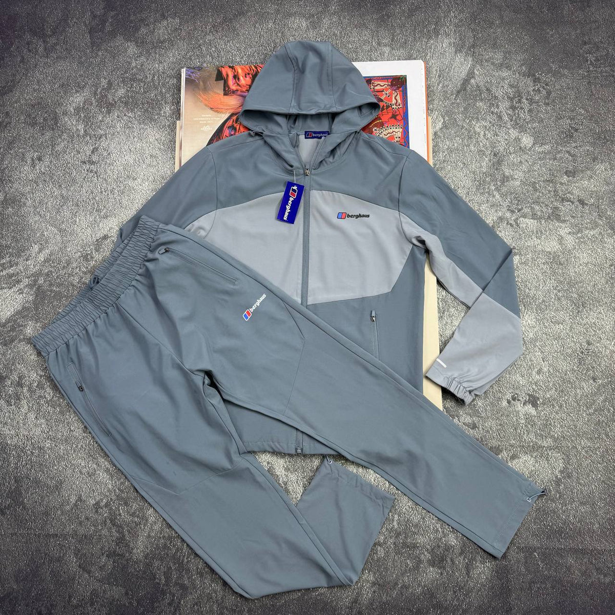 Berghaus Theran Full-Zip Hooded WindRunner Tracksuit AAA Quality UK Reps