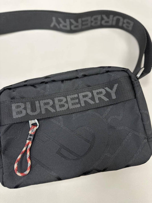 Burberry Paddy Crossbody Bag - Logo Detail Nylon Messenger UK Reps AAA Quality