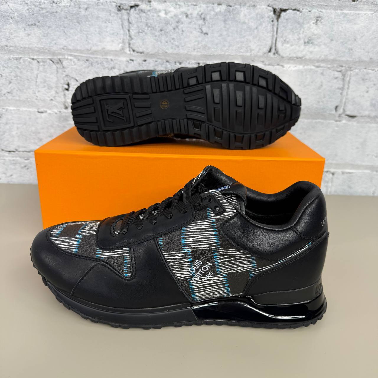 Louis Vuitton Run Away sneakers UK Reps AAA Quality