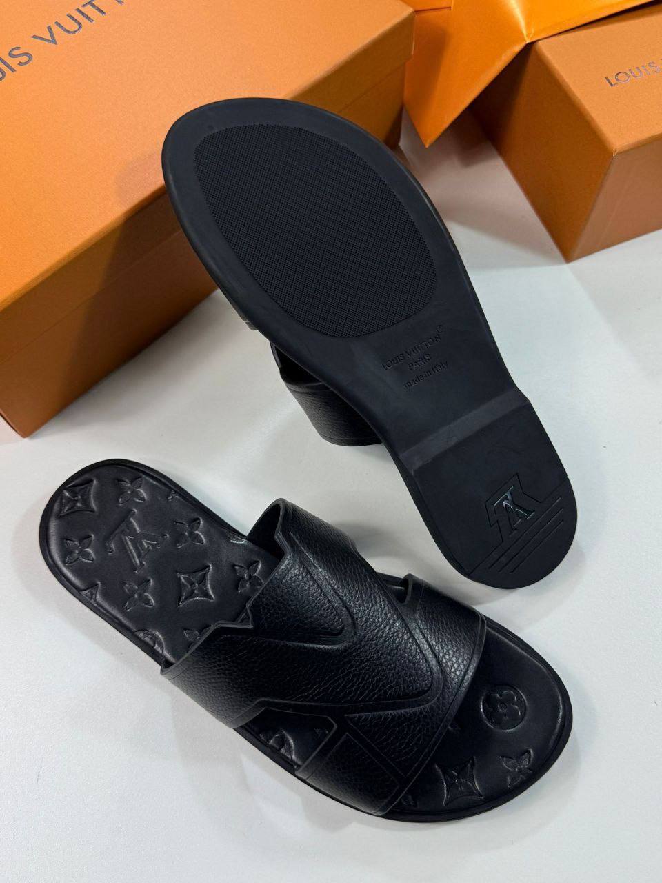 Louis Vuitton LV Oasis Sliders in Black Leather AAA Quality UK Reps
