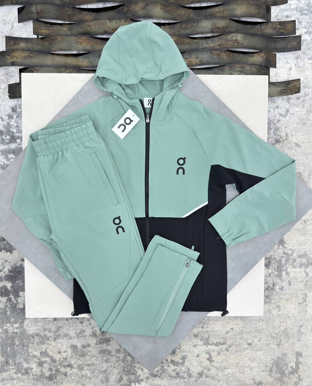 On Cloud Running Tracksuit Set Superclone Quality UK Reps