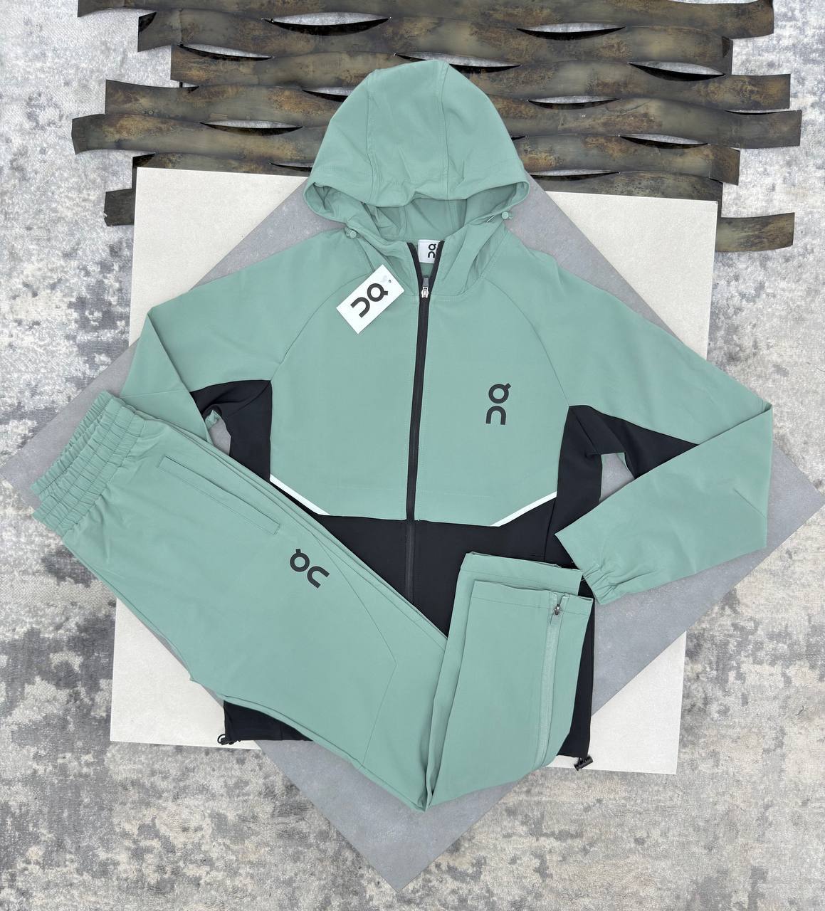 On Cloud Running Tracksuit Set Superclone Quality UK Reps