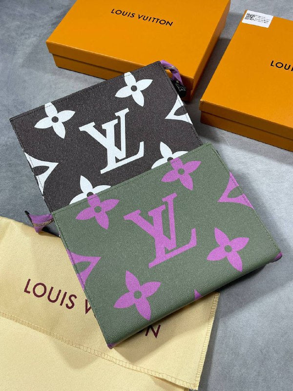 Louis Vuitton Summer "Giant Monogram" Capsule UK Reps AAA Quality