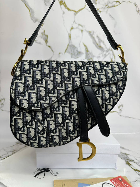 The Dior Saddle Bag in Oblique Jacquard UK Reps AAA Quality
