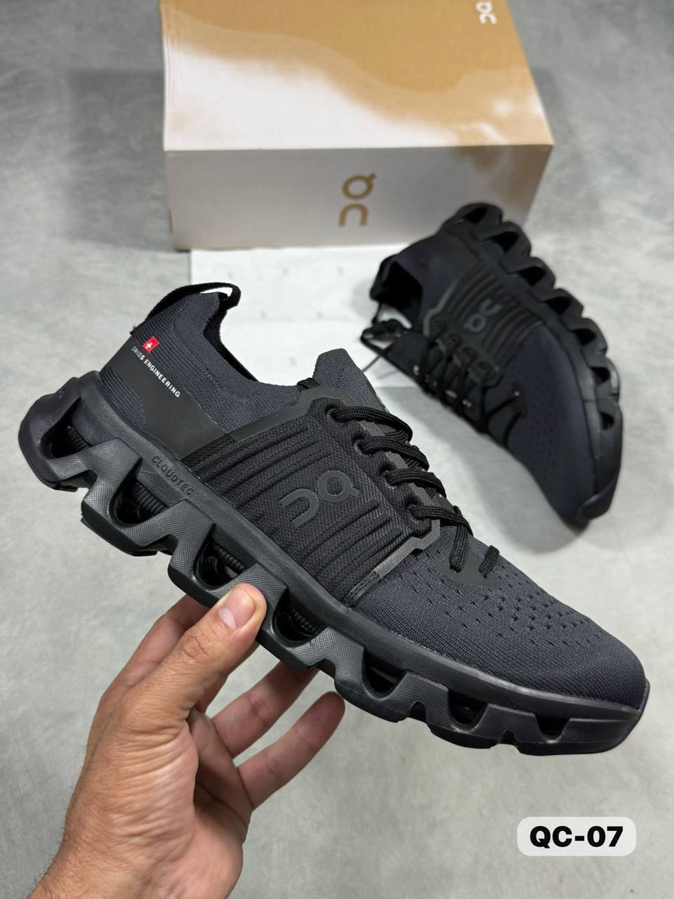 On Cloudswift 4 "Black Eclipse" AAA Quality UK Reps