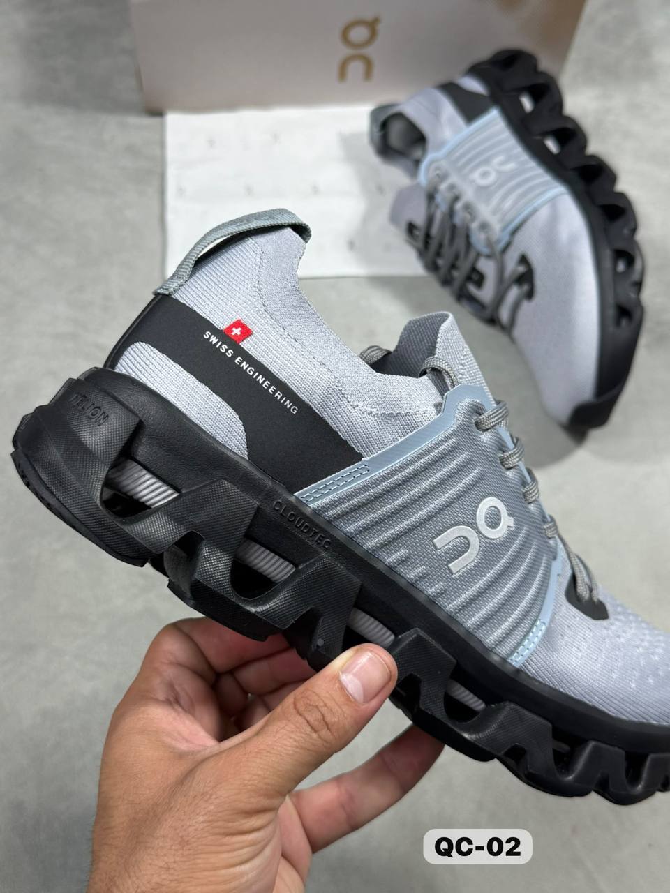 On Running CloudsWift 4 in Glacier / Grey SuperClone Quality UK Reps