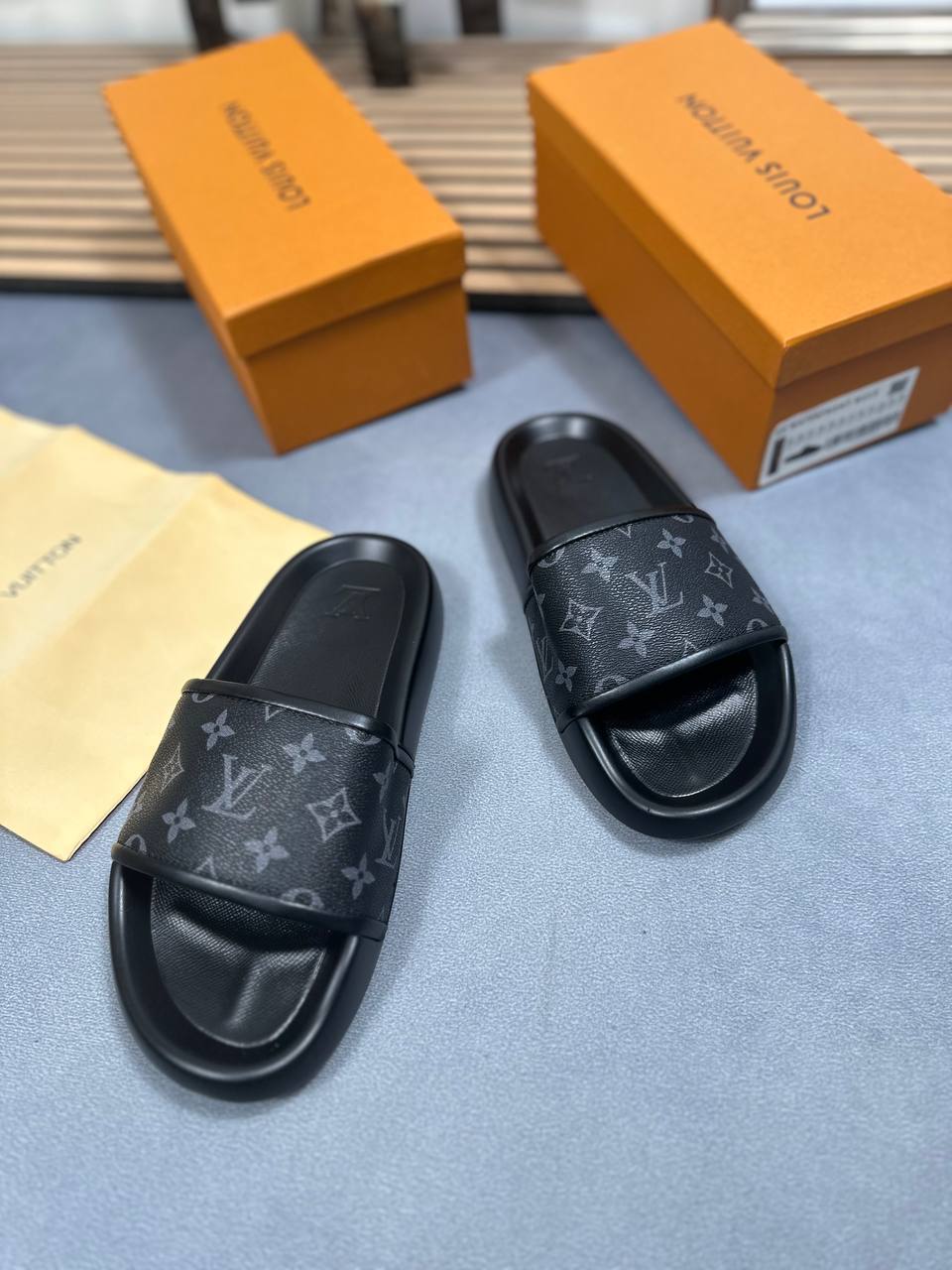 Louis Vuitton Waterfront sandals Monogram Eclipse Waterfront Rubber Flat Sandals For MEN Sale UK