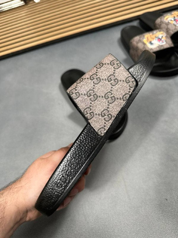 GUCCI Logo Angry Cat Slides  Sale UK