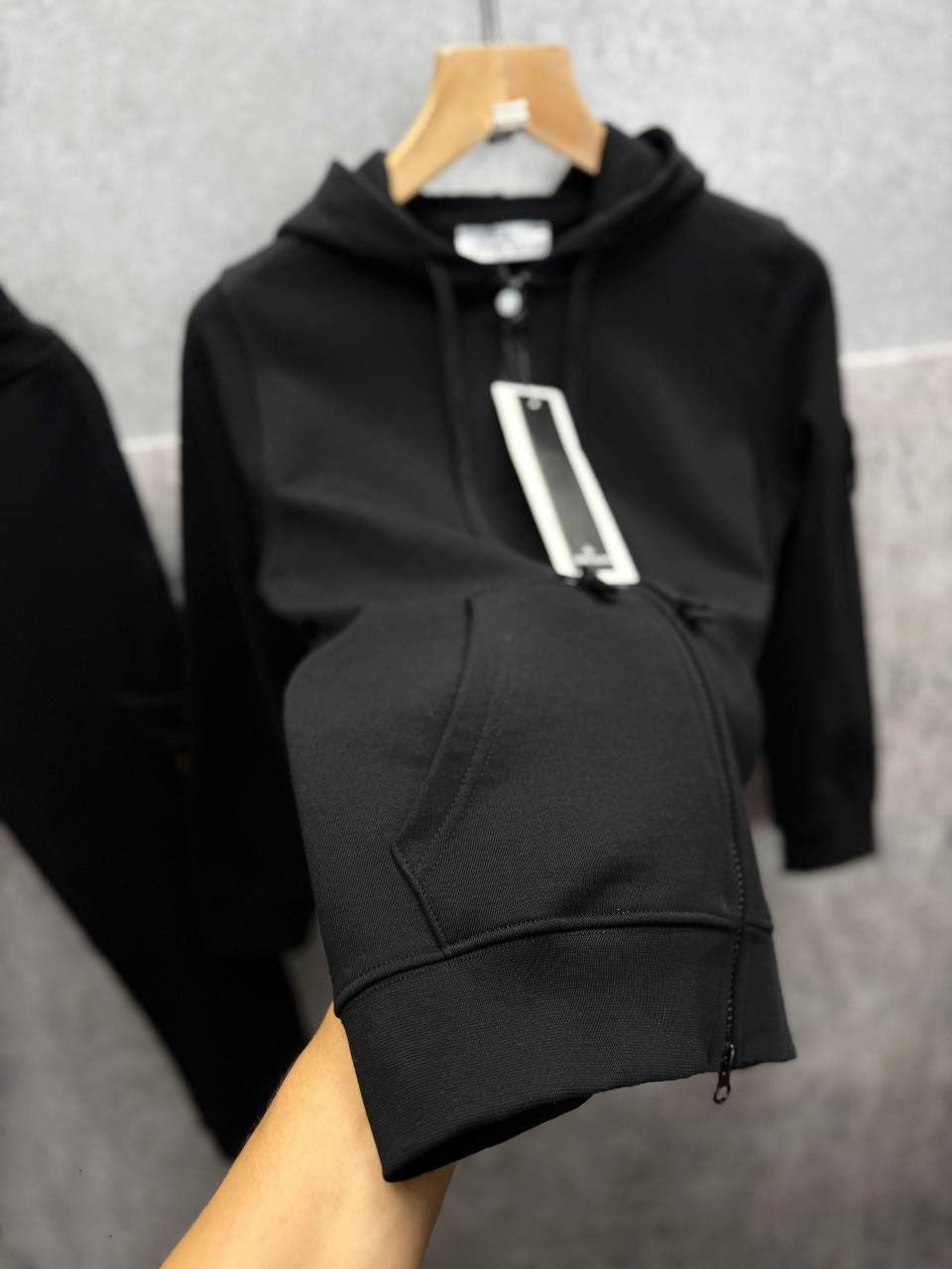 Stone Island Relaxed Fit Logo Patch Tracksuit Kids in Black Color Best Sale UK Reps AAA Quality