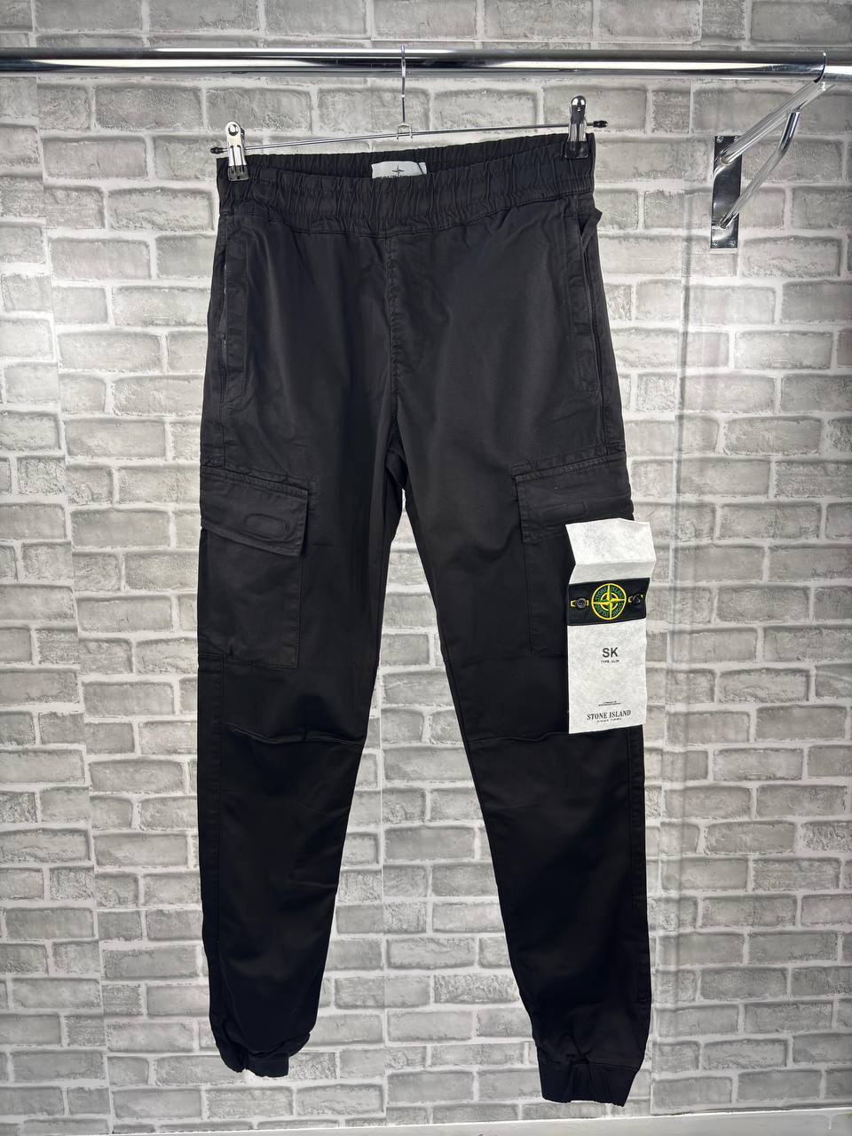Stone Island Straight-Leg Logo-Embroidered Mens Cargo Pants in Multiple Colors UK Reps AAA Quality