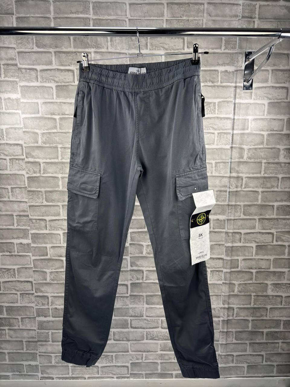 Stone Island Straight-Leg Logo-Embroidered Mens Cargo Pants in Multiple Colors UK Reps AAA Quality