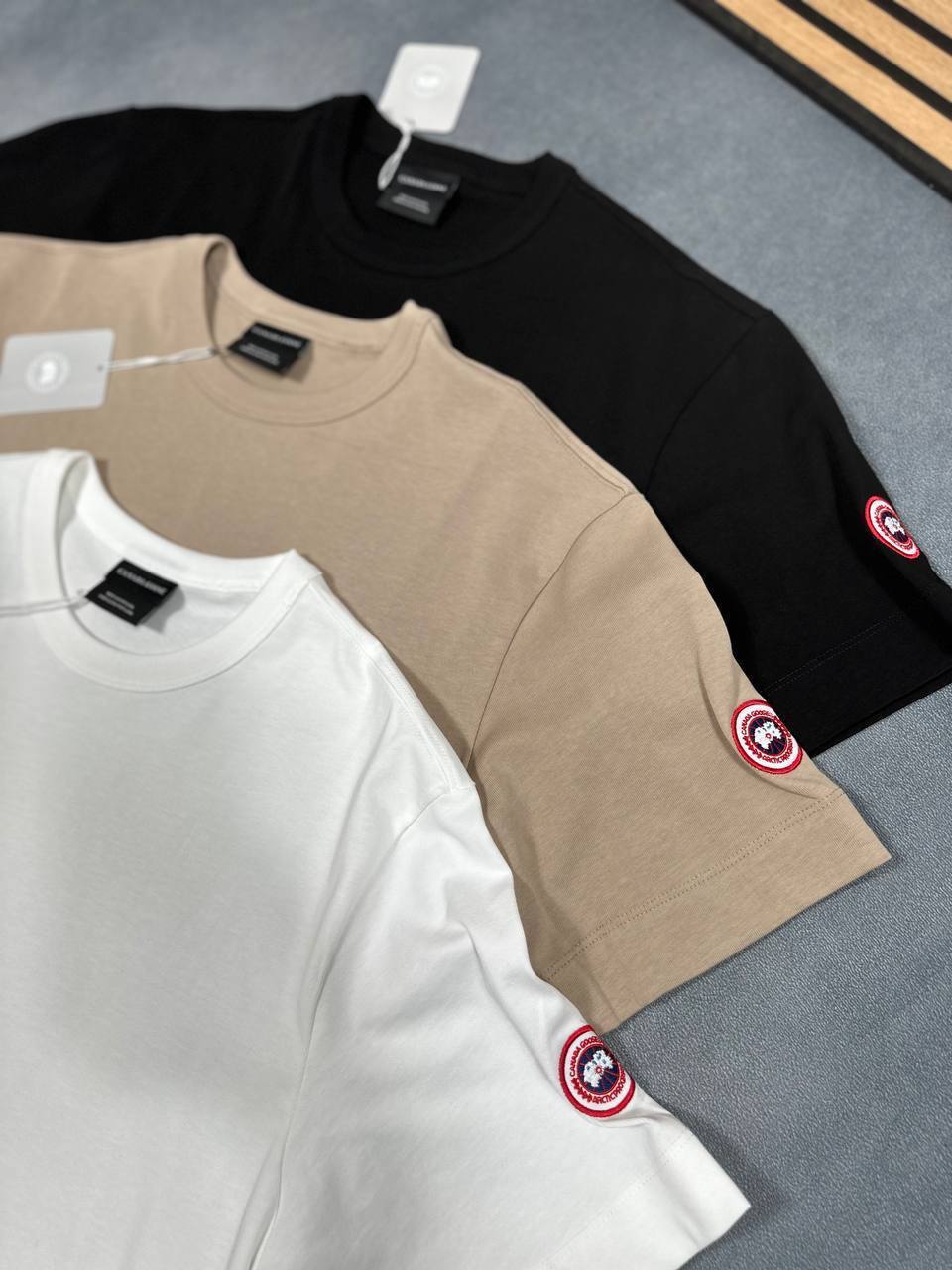 Canada Goose Round Neck Logo Fashion Mens T-Shirts in Multiple Colors UK Reps AAA Quality