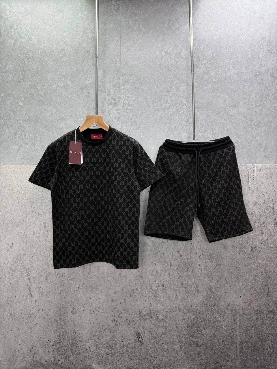 Gucci GG Monogram Mens T-Shirts & Shorts Set in 2 Colors UK Reps AAA Quality