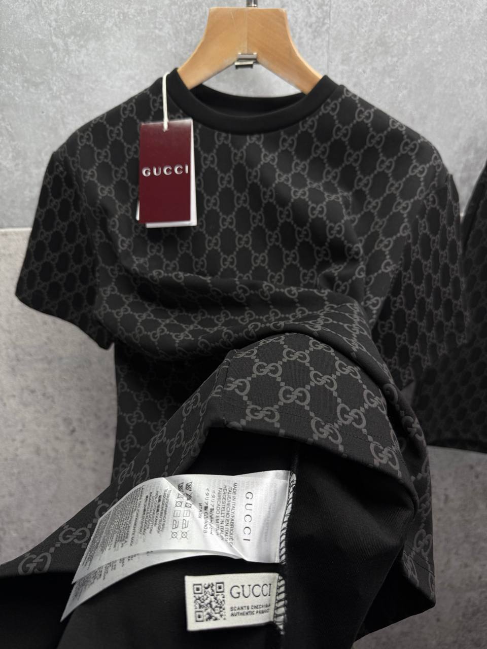 Gucci GG Monogram Mens T-Shirts & Shorts Set in 2 Colors UK Reps AAA Quality