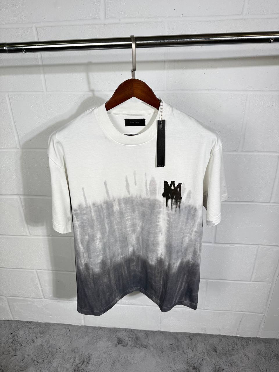 Amiri Logo Dip Dye TEE Fashion T-Shirts for Mens in Multiple Colors Best Sale UK Reps AAA Quality