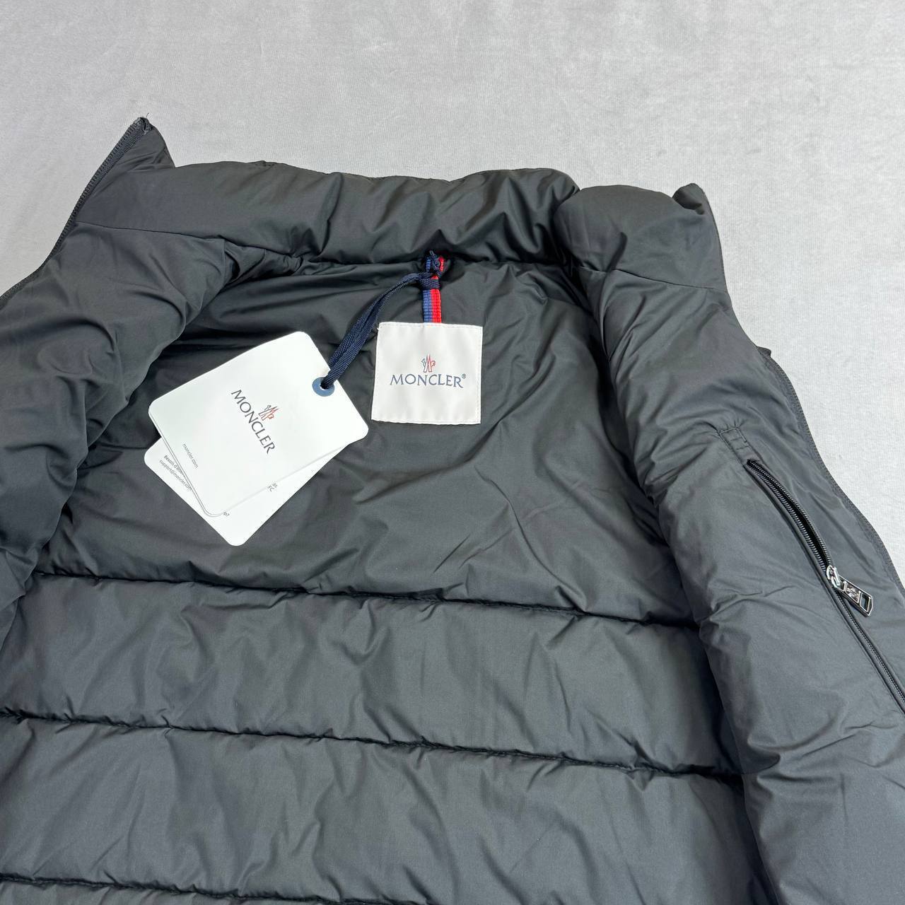 Moncler Contrin Zip-Up Padded Gilet Fashion Mens in Multiple Colors UK Reps AAA Quality