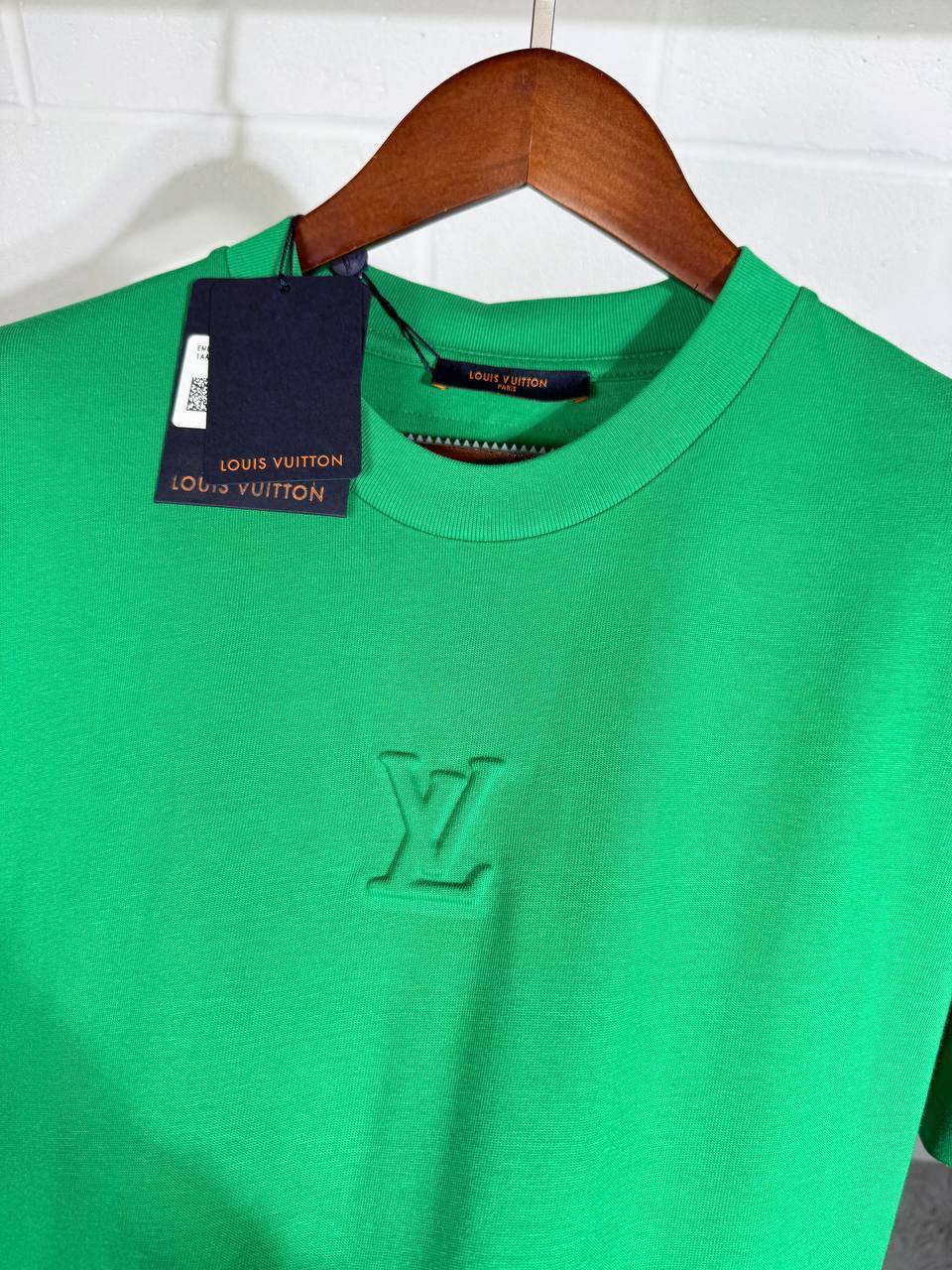 Louis Vuitton LV Embossed T-Shirt Mens Summer Short Sleeve Shirts UK Reps AAA Quality