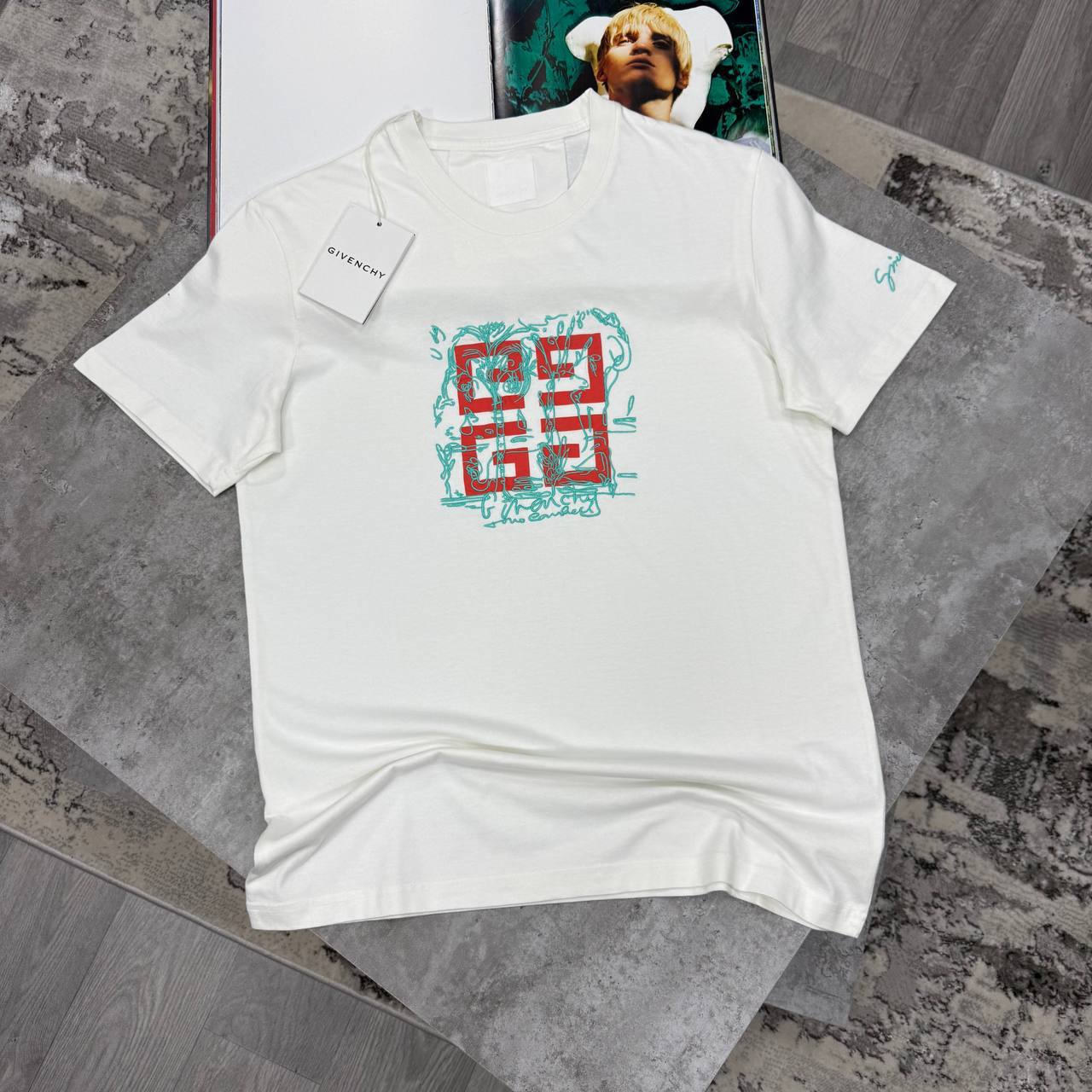 Givenchy Regular Fit 4G Logo Graphic T-Shirt Mens in 2 Colors Best Sale UK Reps AAA Quality