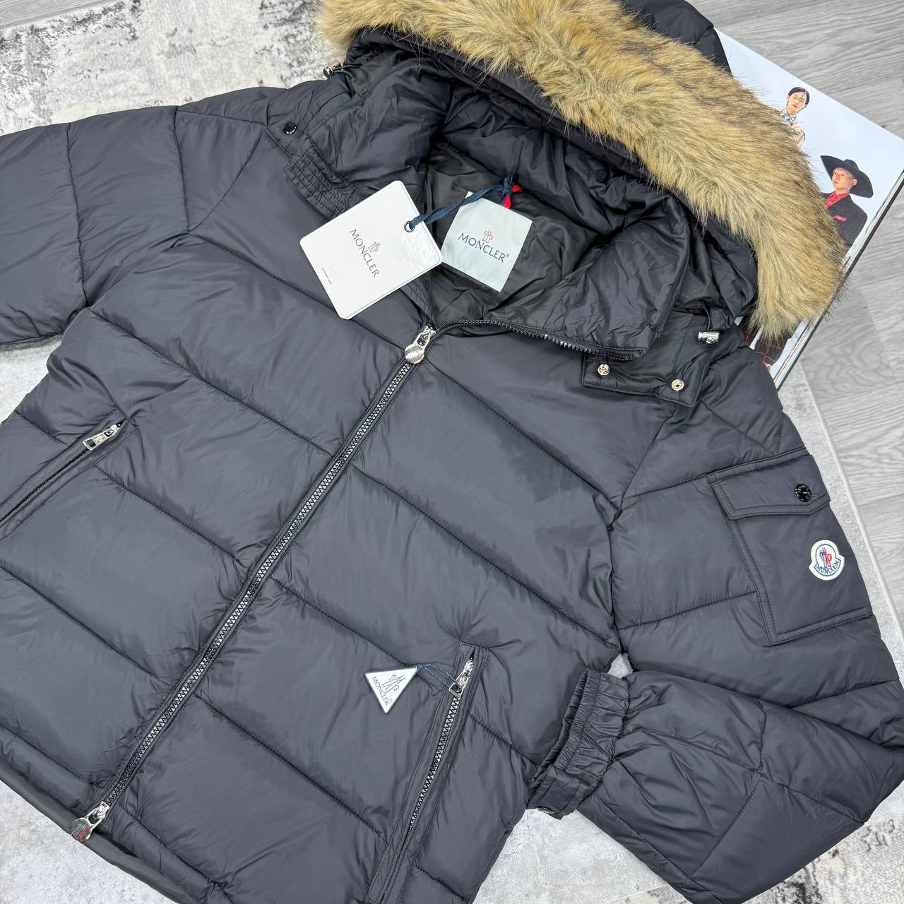 Moncler Detachable-Hood Brand Patch Regular-Fit Shell Jacket Mens in 2 Colors Best Sale UK Reps AAA Quality