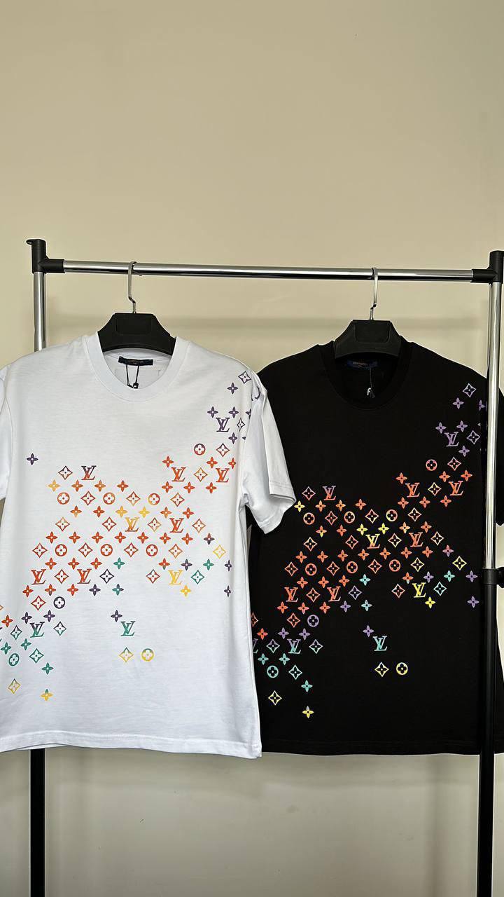 Louis Vuitton Gradient Rainbow Color Logo Short Sleeve T-Shirt Mens in 2 Colors Best Sale UK Reps AAA Quality