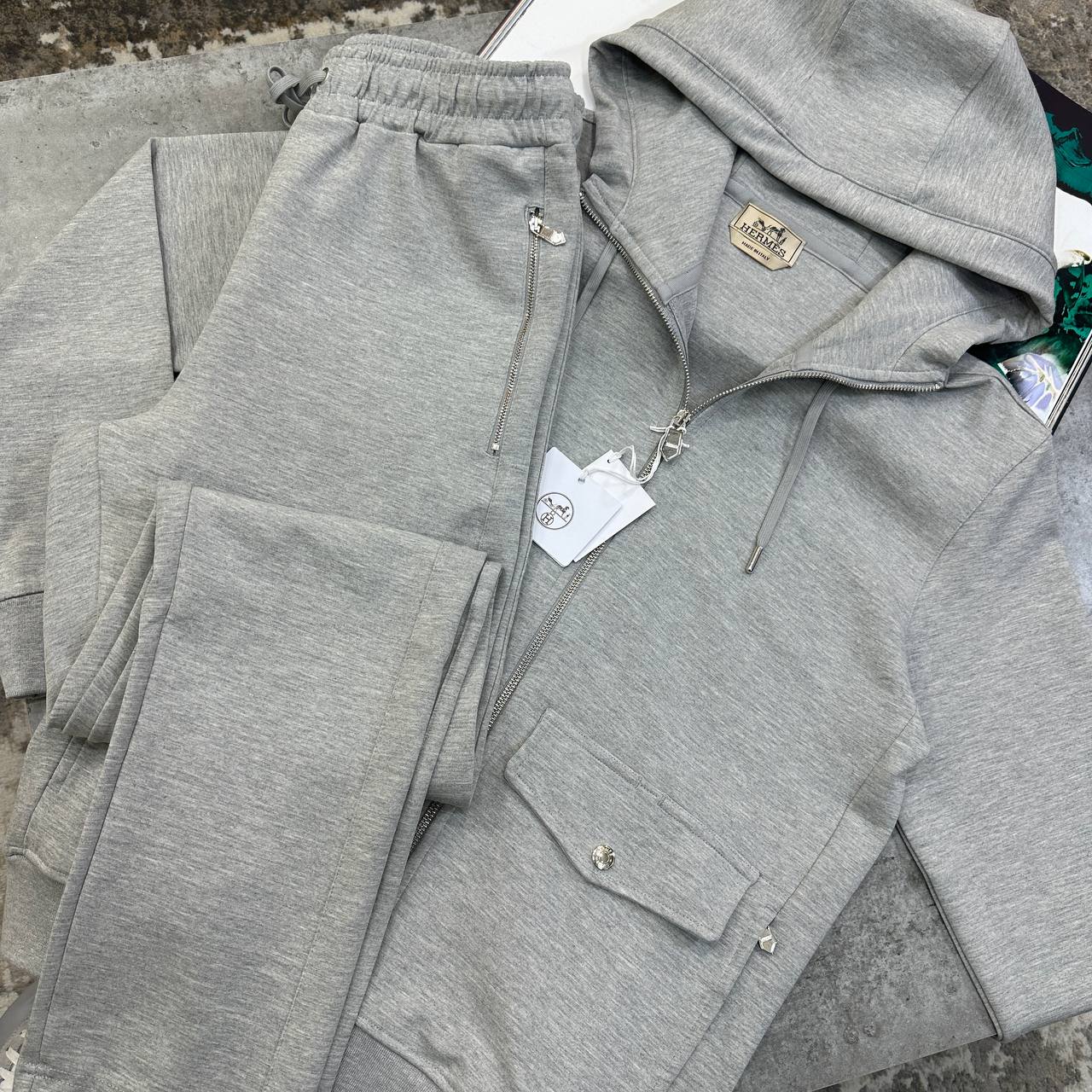 Hermes Fleece Zip-Up Tracksuit in Multiple Colors UK Reps AAA Quality