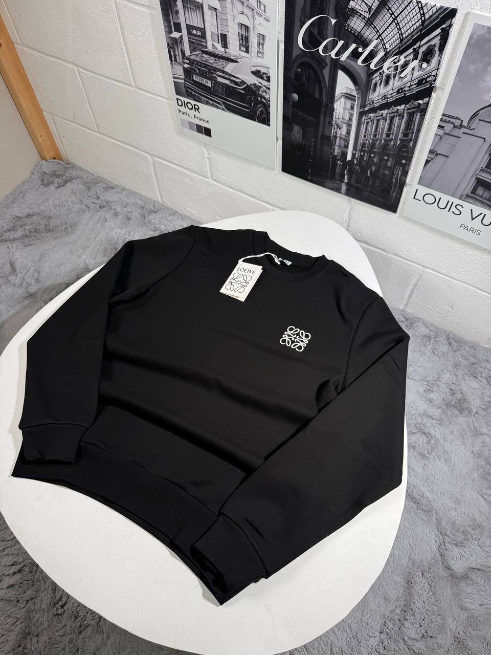 Loewe Anagram Chest Logo Round Neck Mens Jumpers in 2 Colors Best Sale UK Reps AAA Quality