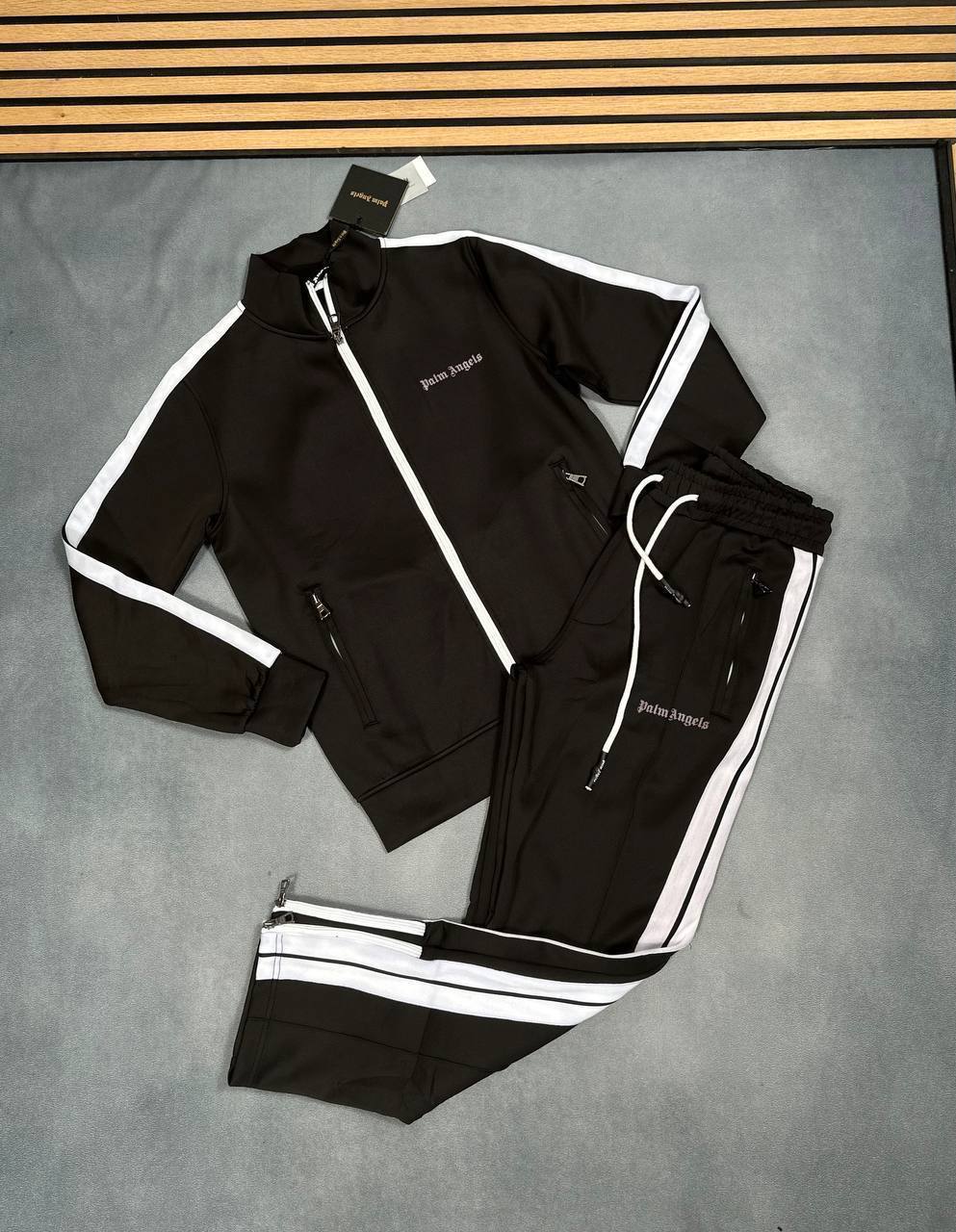 Palm Angels Tracksuit Mens in Black Logo Patched Best Sale UK Reps AAA Quality