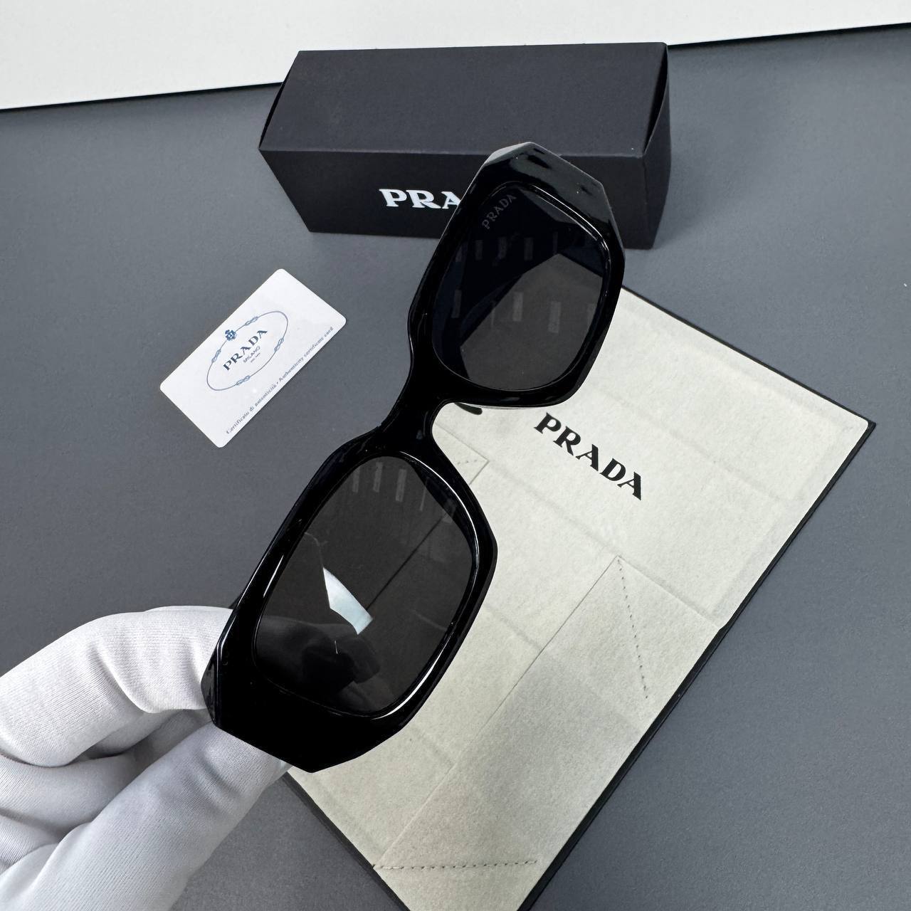 Prada Symbole Sunglasses New Black Logo Eyewear Square Frame Black UK Reps AAA Quality