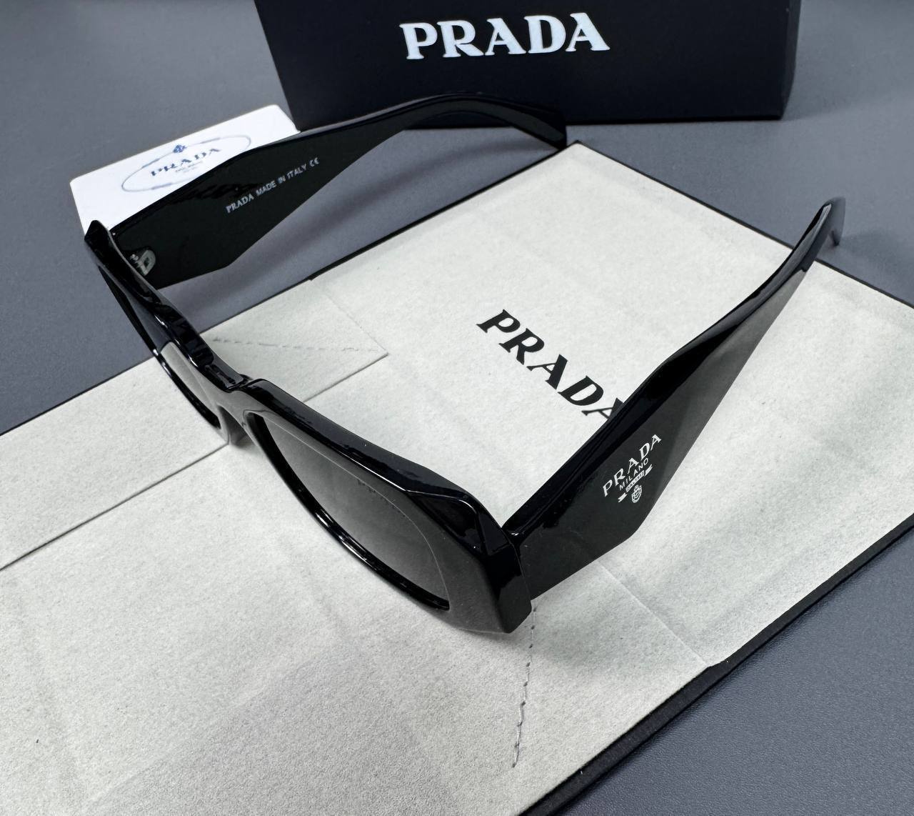 Prada Symbole Sunglasses New Black Logo Eyewear Square Frame Black UK Reps AAA Quality