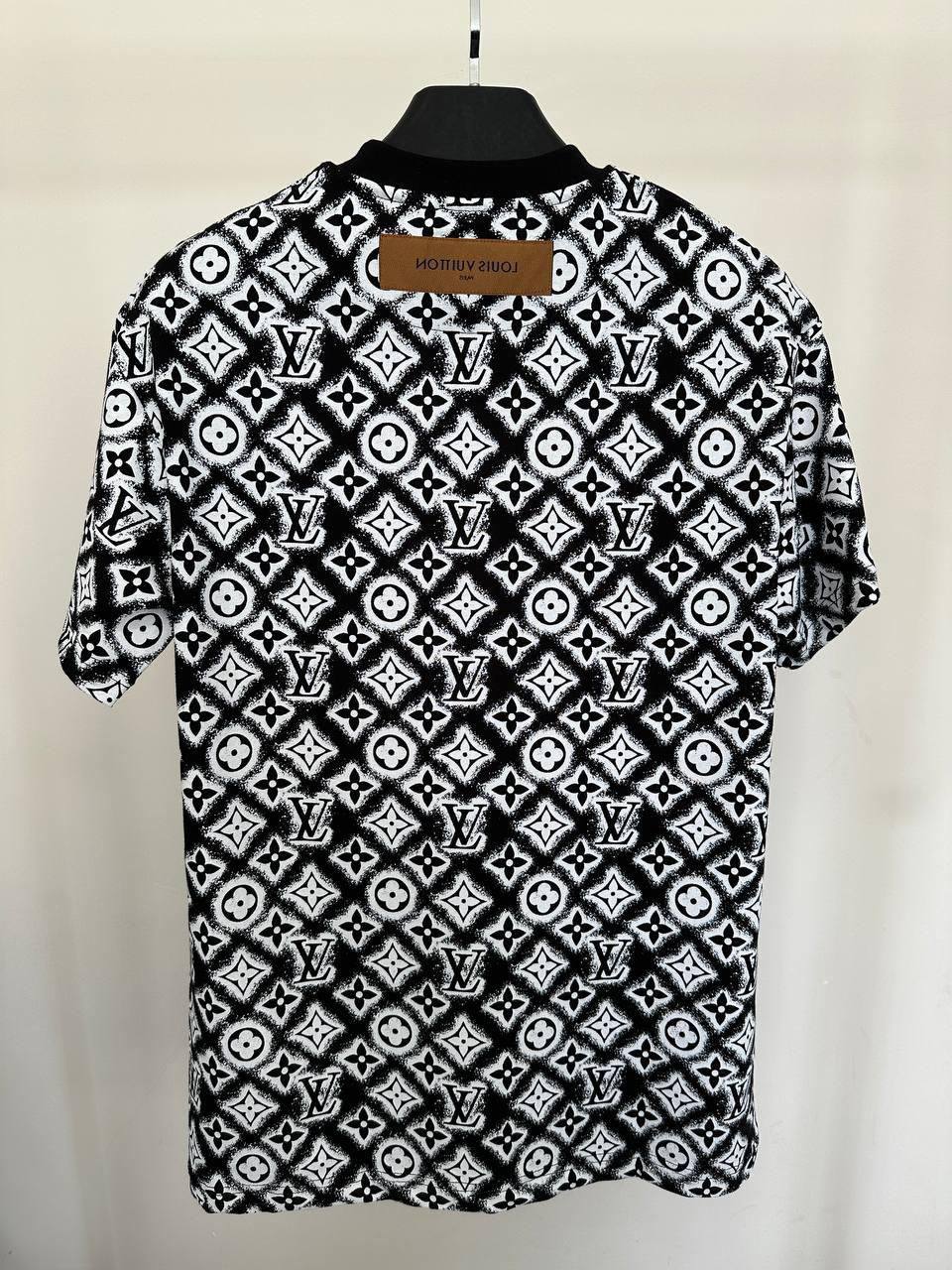 Louis Vuitton Monogram Signature T-Shirt in Multiple Colors UK Reps AAA Quality