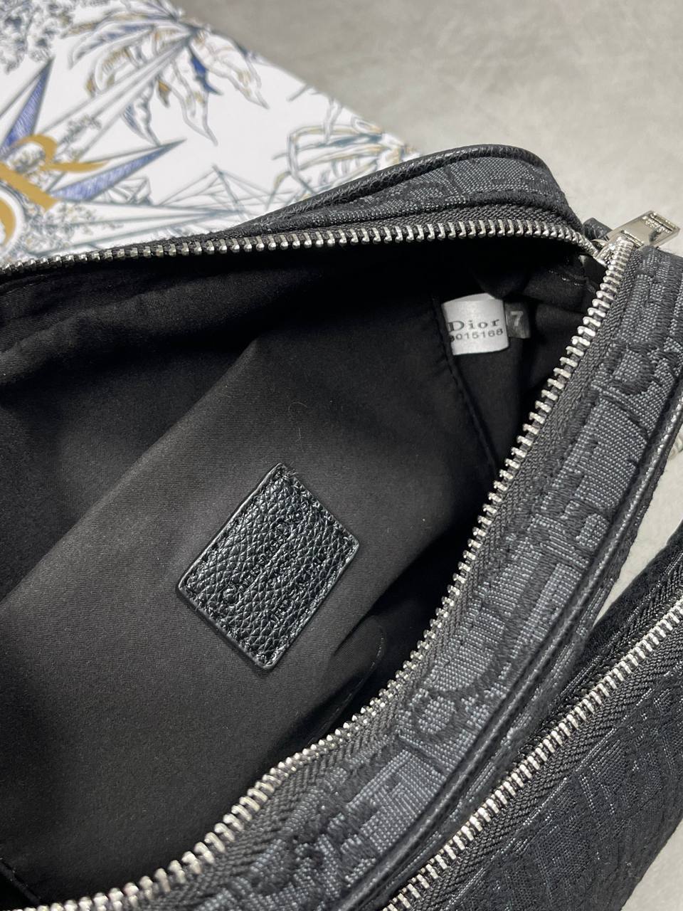 Christian Dior Zipped Pouch with Strap Black Oblique Jacquard Shoulder Bag Mens Best Sale UK Reps AAA Quality