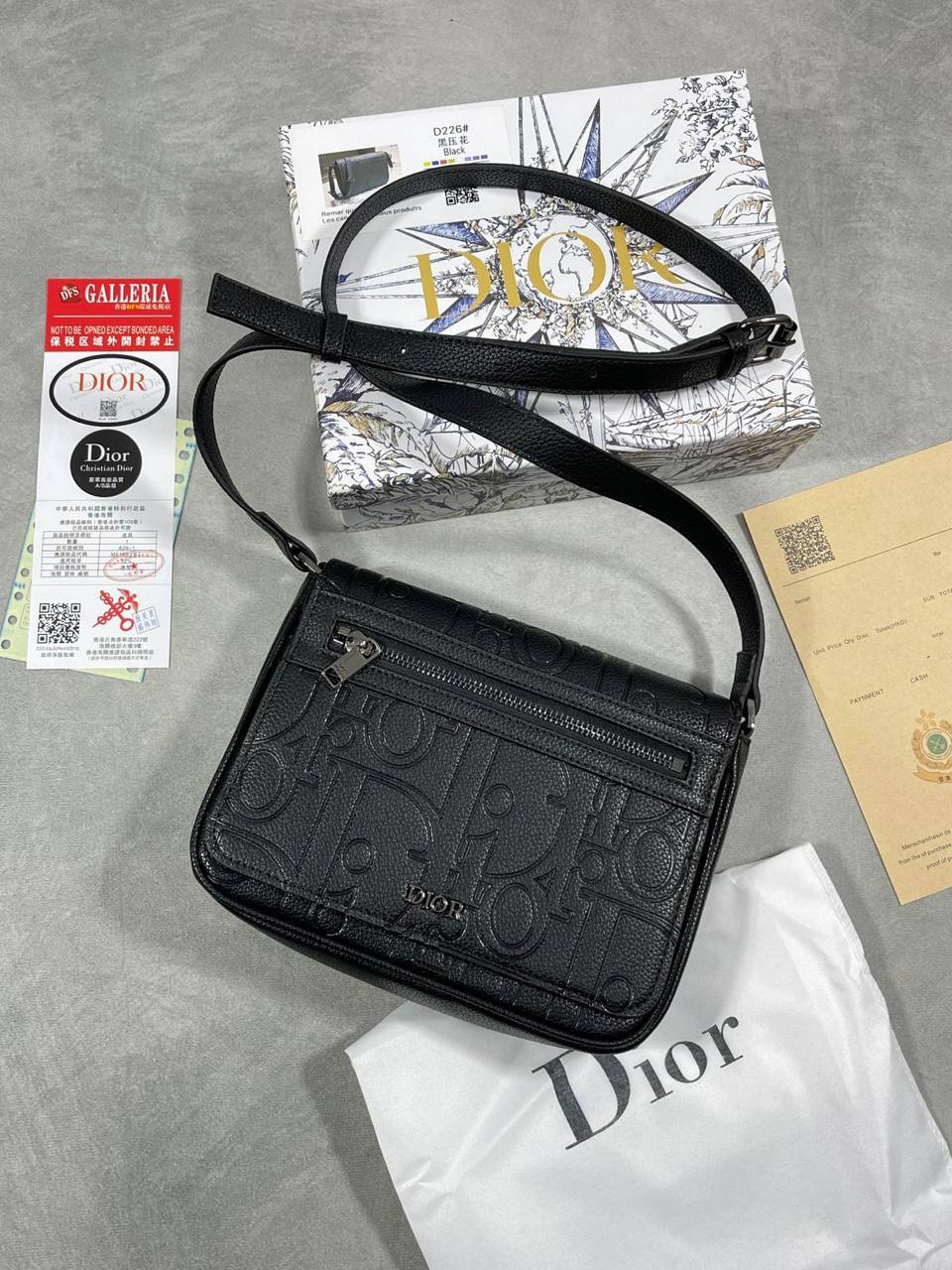 Christian Dior with Flap Black Dior Gravity Leather Messenger Mini Shoulder Mens Bag in Black Best Sale UK Reps AAA Quality