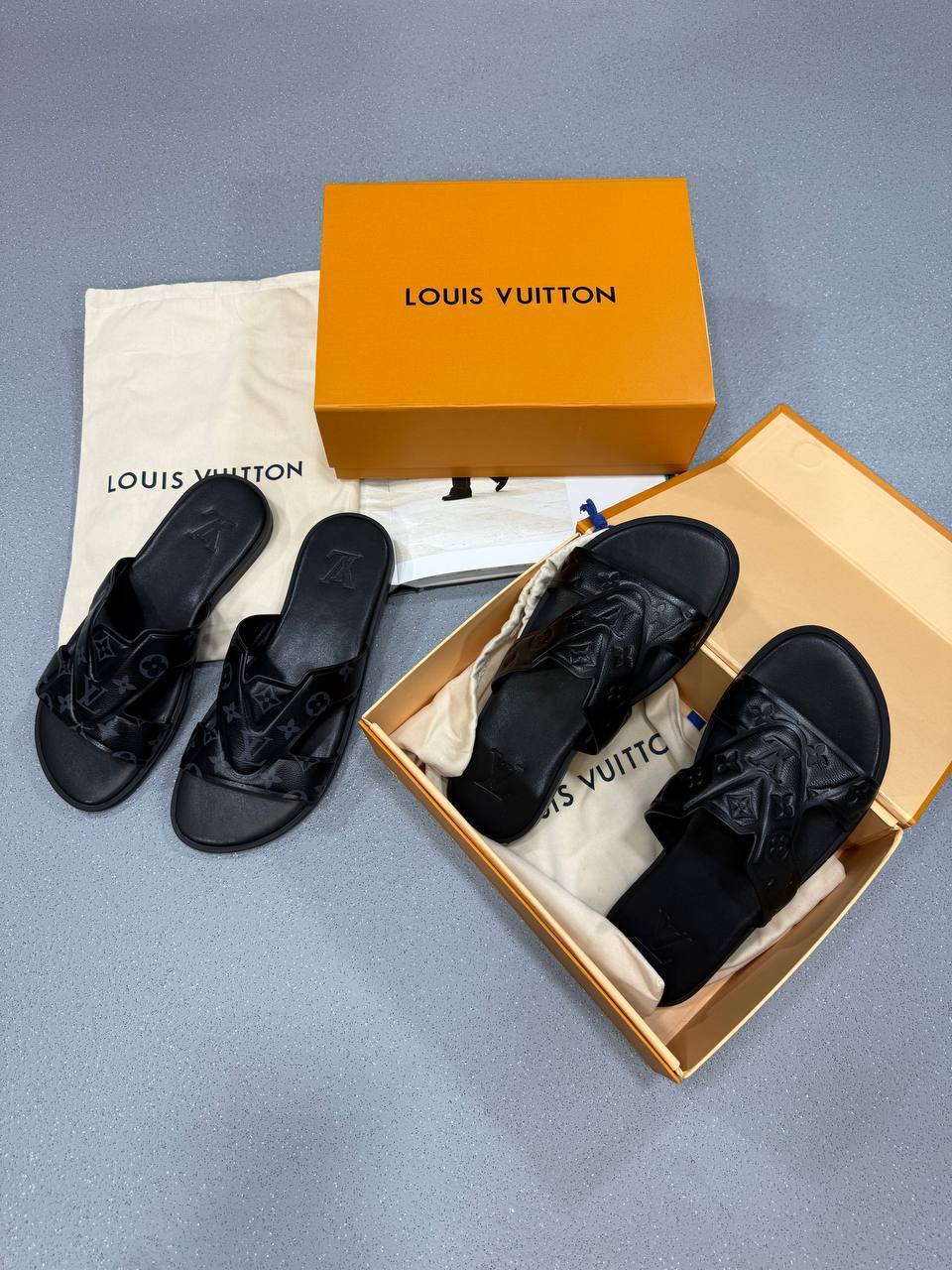 Louis Vuitton LV Oasis Men's Pure Leather Sliders in 2 Colors UK Reps AAA Quality