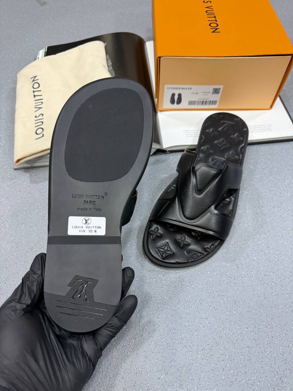 Louis Vuitton LV Oasis Men's Pure Leather Sliders in 2 Colors UK Reps AAA Quality