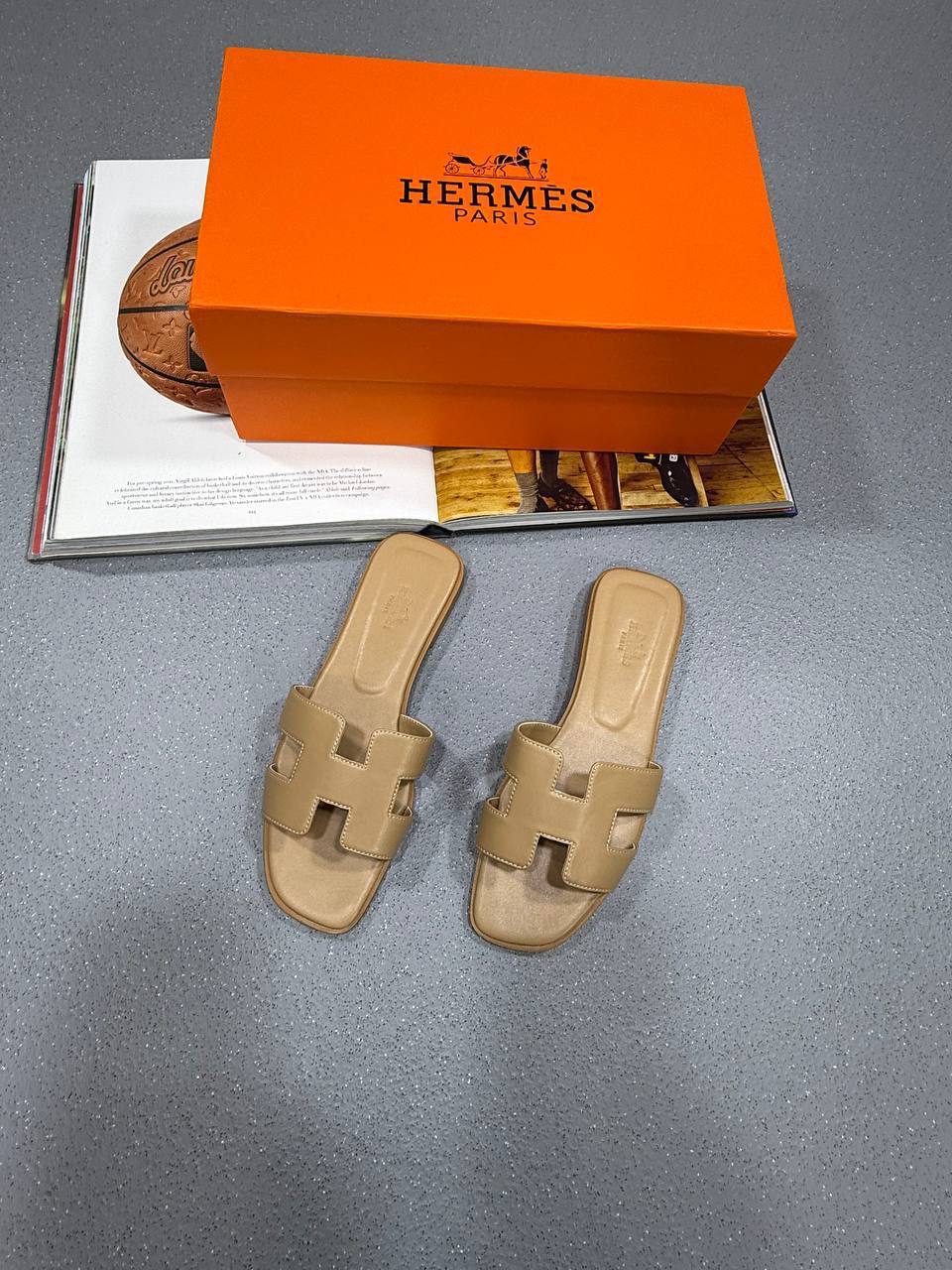 Hermes Oran Sliders Premium Fashion Women's in Multiple Colors Best Sale UK Reps AAA Quality