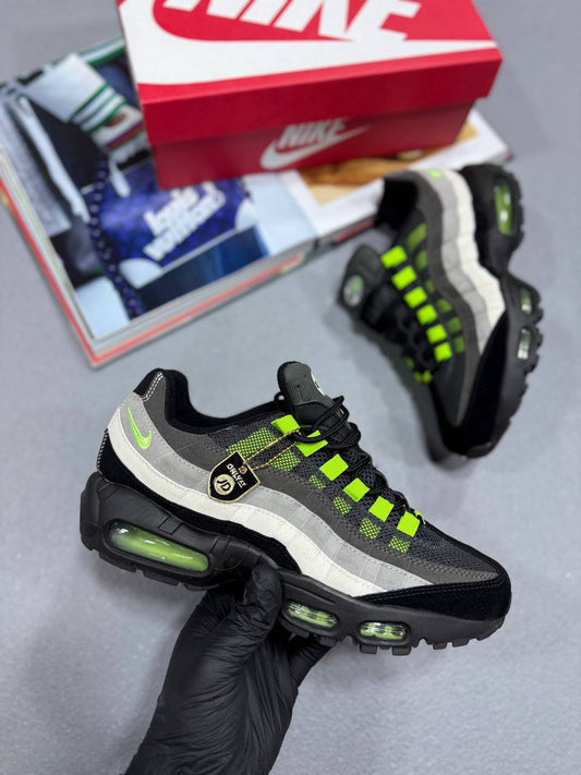Nike Air Max 95 Black Grey Green Mens Trainers Best Sale UK Reps AAA Quality