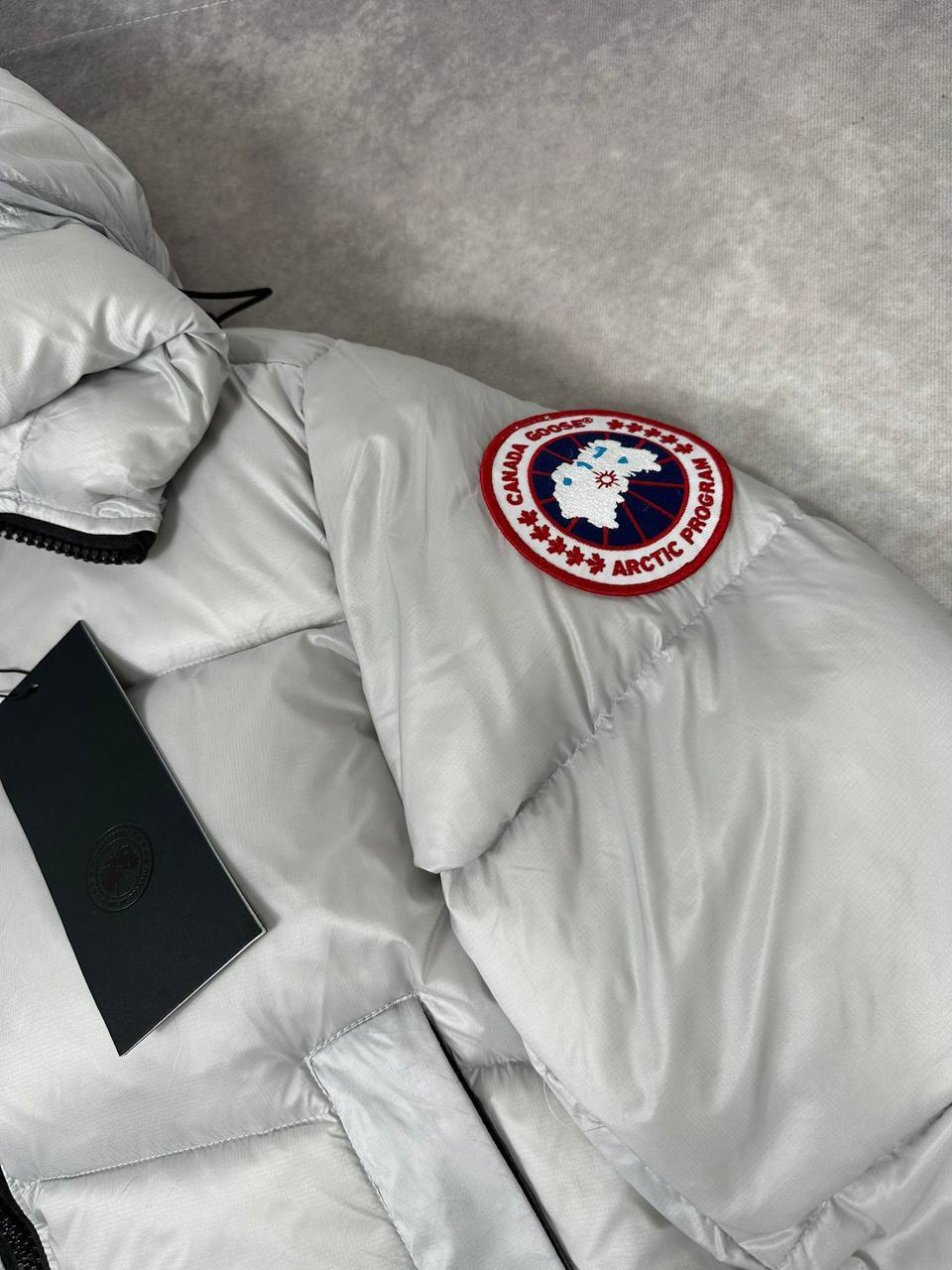 Canada Goose Crofton Down Puffer Jacket Mens in 2 Colors Best Sale UK Reps AAA Quality