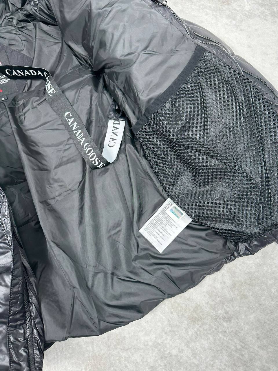 Canada Goose Crofton Down Puffer Jacket Mens in 2 Colors Best Sale UK Reps AAA Quality