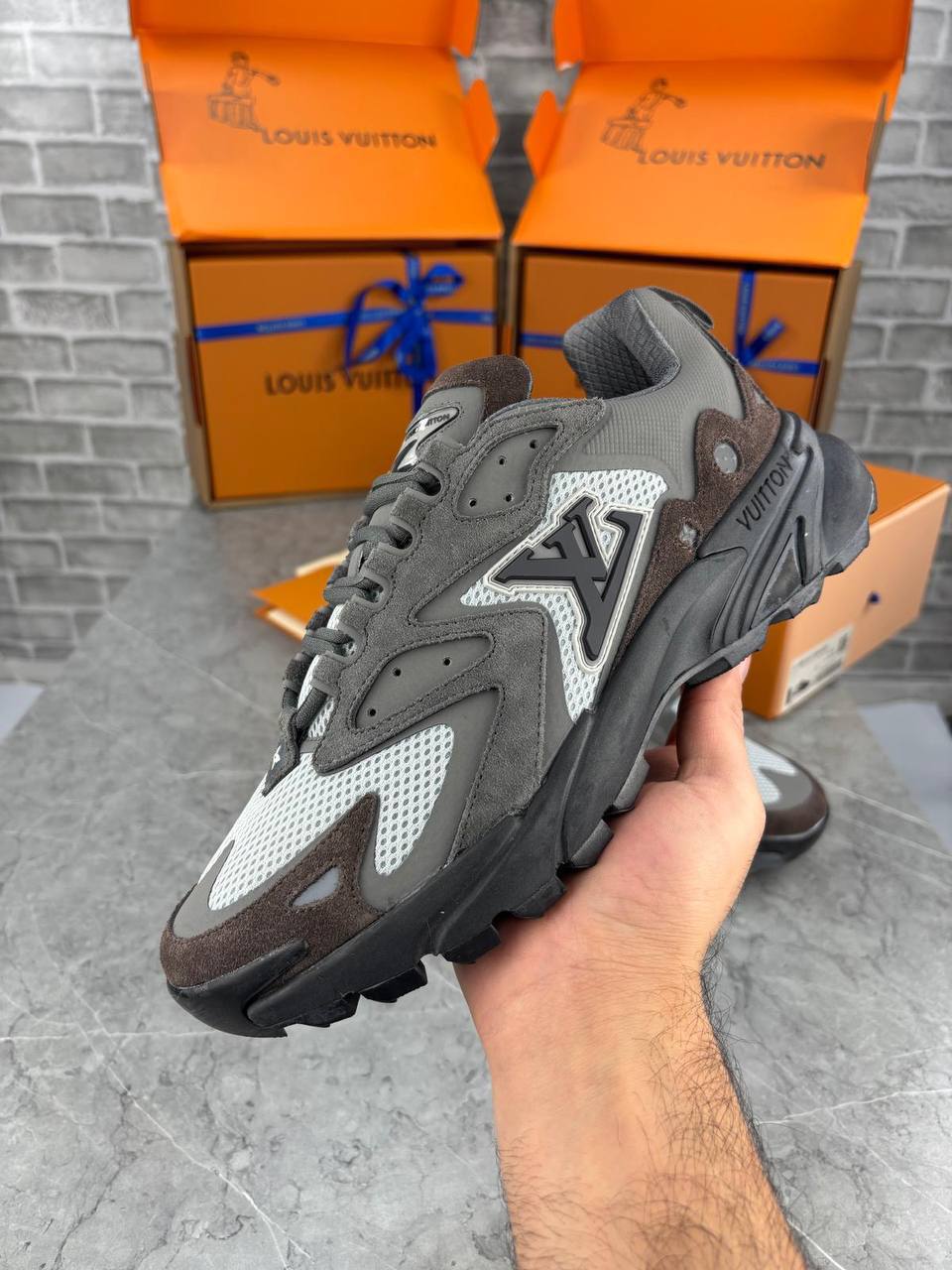 Louis Vuitton Runner Tactic Trainer Sneakers in Grey Mens UK Reps AAA Quality